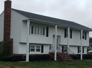 9 Sunset Dr, Wakefield, MA 01880