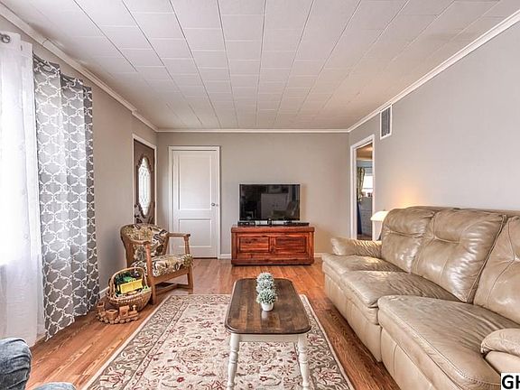 5th image of 505 Terrace Dr