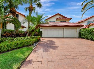 21807 Town Place Dr, Boca Raton, FL 33433