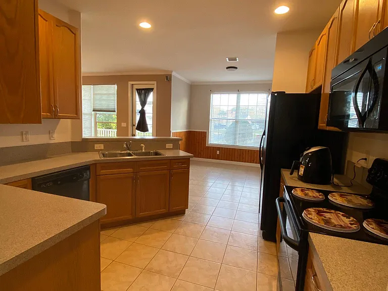 2549 Twain Dr — Photo 6