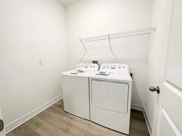 1166 Silo Dr — Photo 23