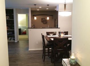 2237 Lovedale Ln, Reston, VA 20191