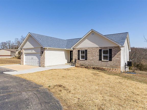 4th image of 13060 Orchard Park Ln