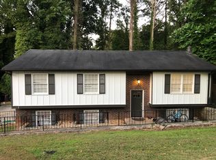 1573 Drayton Woods Dr, Tucker, GA 30084