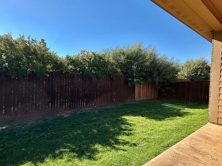 5910 Tarin St — Photo 32