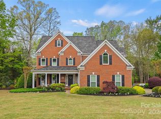 1110 Dobson Dr, Waxhaw, NC 28173
