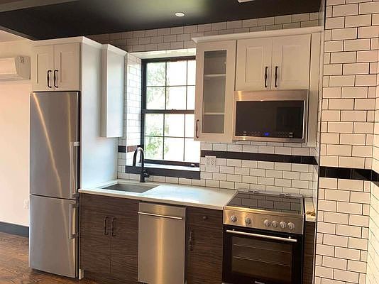 1st image of 702 Rogers Ave #5A