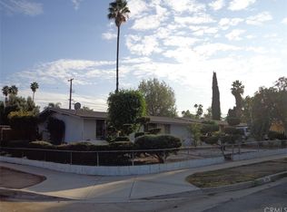 976 E Francis St, Corona, CA 92879