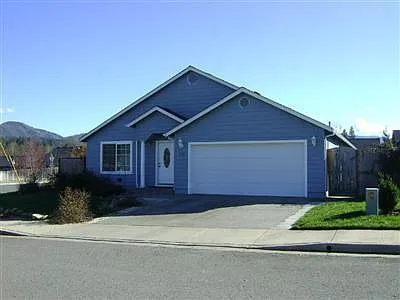 2707 Denton Trl photo 1
