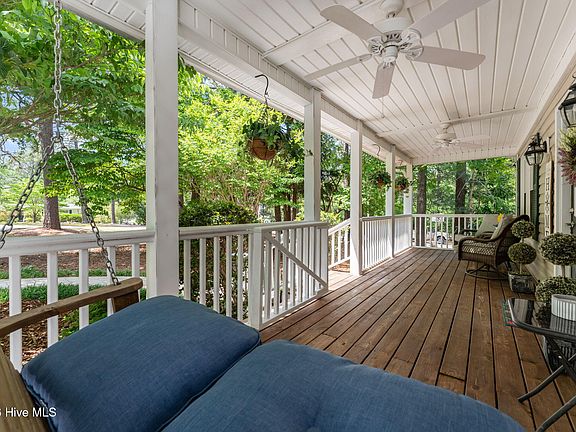 2nd image of 136 Shady Wood Court