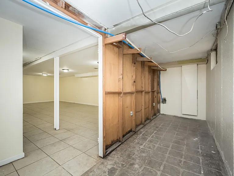 10532 Durness Dr — Photo 10