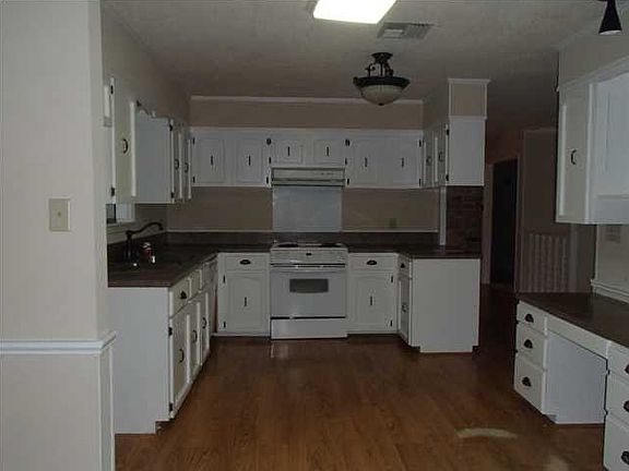 5th image of 303 Orgeron Dr