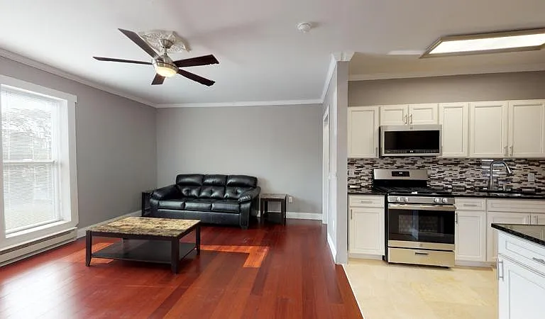 315 S Beech St #6 — Photo 1