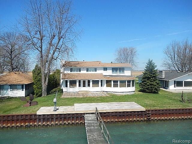 1st image of 4592 Green Dr