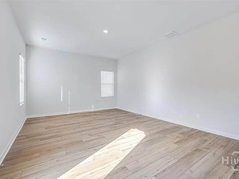 131 Freesia Dr — Photo 8