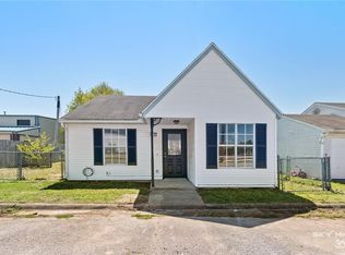 1102 W Easy St, Rogers, AR 72756