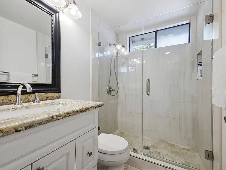 17 Segura — Photo 12