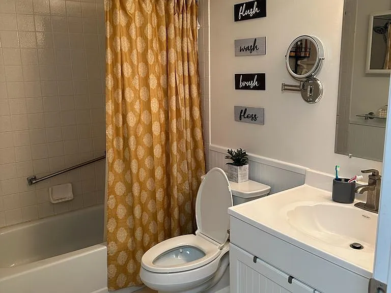 1102 Green Pine Blvd #B1 — Photo 16