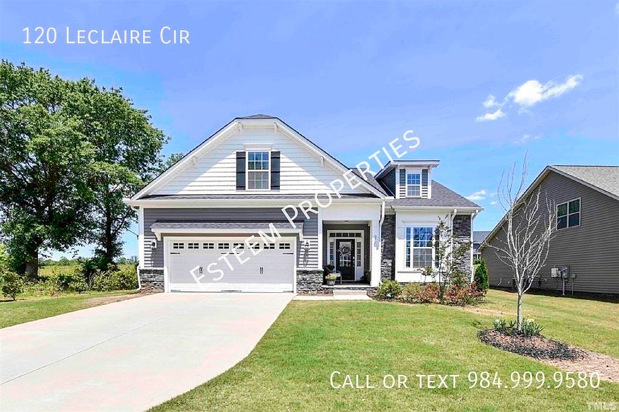 1st image of 120 Leclaire Cir