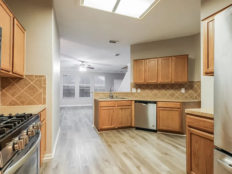 12214 Landsdown Ridge Way — Photo 9