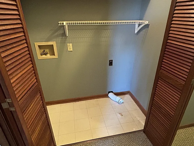 127 Tower Dr — Photo 15