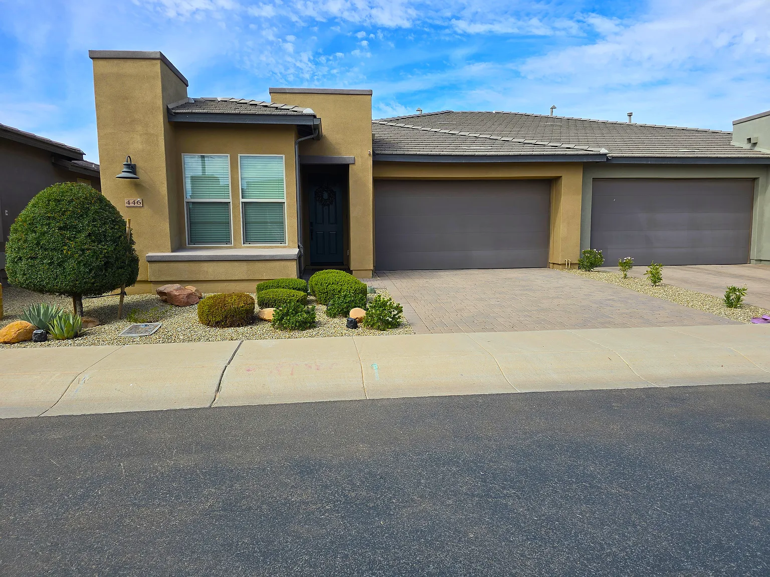 2 bed, 2.5 bath, 1678 sqft, $3,500 — Photo 2