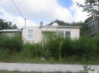 14734 224th St, Springfield Gardens, NY 11413