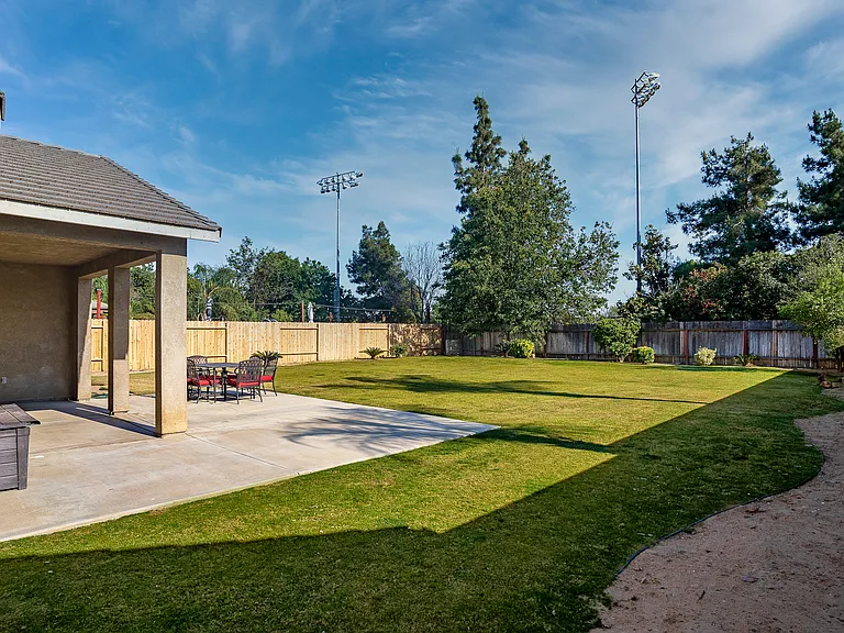 11505 Equinox Ave — Photo 21