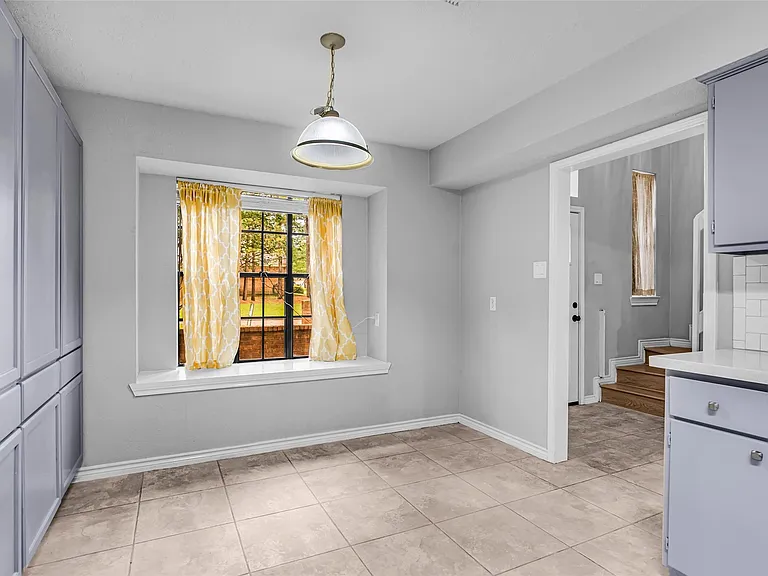 12303 Longfellow Dr — Photo 11