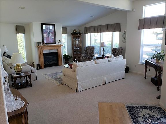 3rd image of 6028 90th Street Ct E