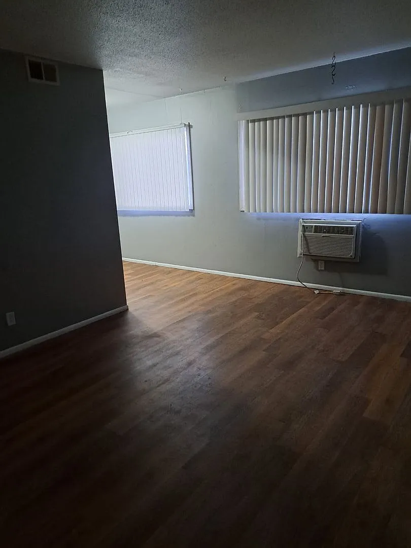 Heights Apartments - 5950 E River Rd — Photo 4