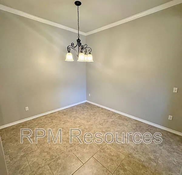 6705 NW 159th St — Photo 10