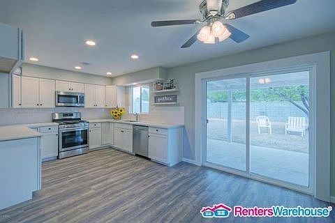 4th image of 1207 E El Camino Dr