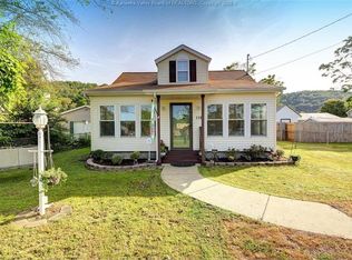 116 Eleanor Cir, Eleanor, WV 25070