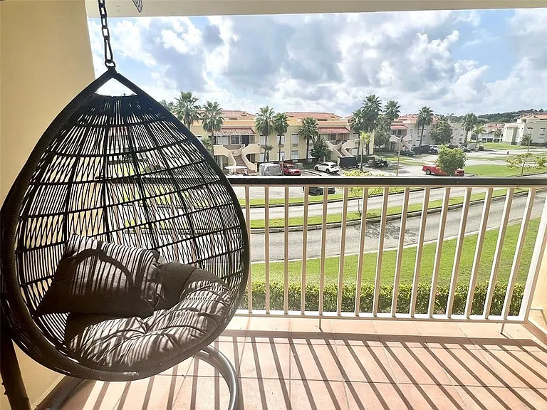 180 Palmas Dr #38-D — Photo 8