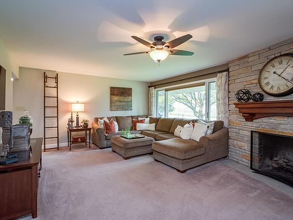 Great Room With Fireplace