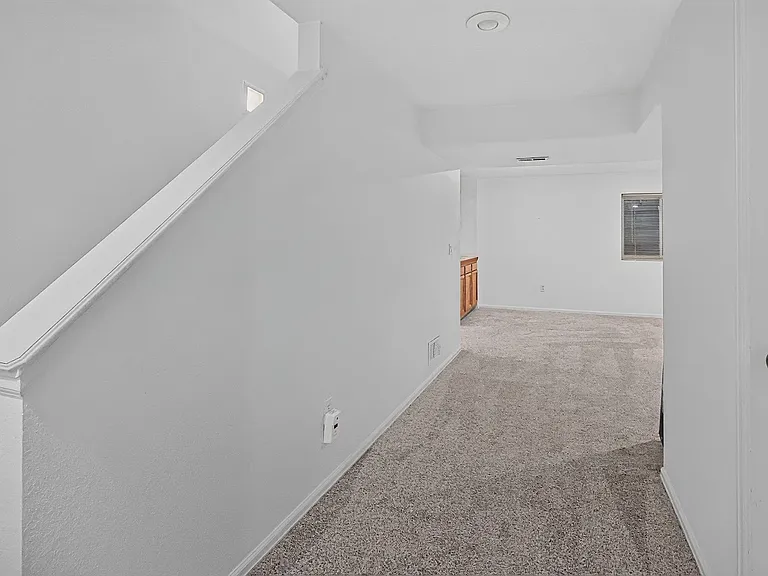 11422 W Parkhill Dr — Photo 15
