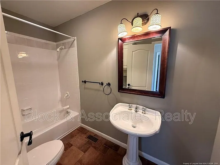 848 Castleberry Ct — Photo 6