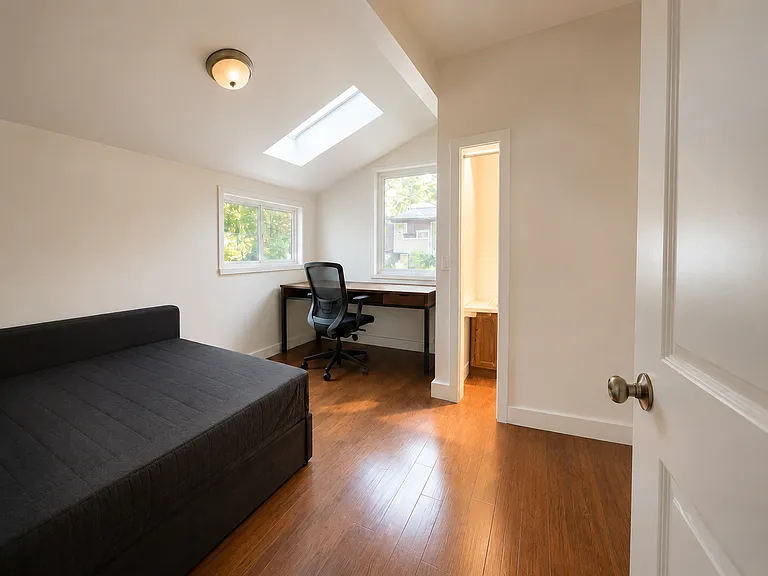 171 Cottage Ave — Photo 3