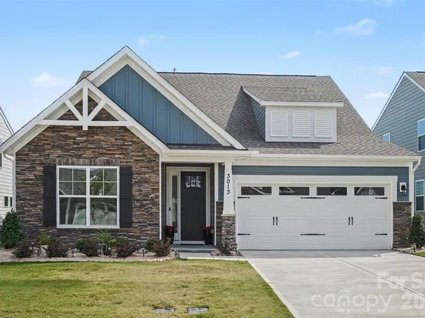 3013 Bent Willow Dr, Indian Trail, NC 28079