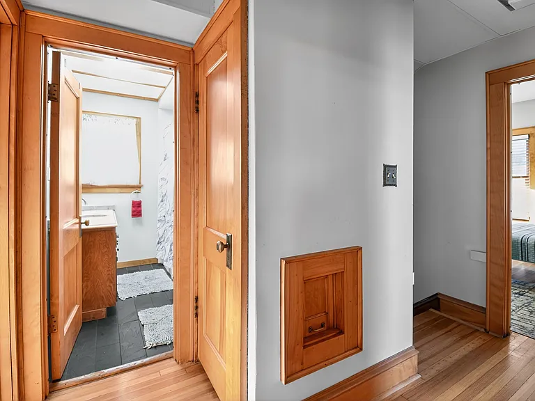 719 Pine St — Photo 22