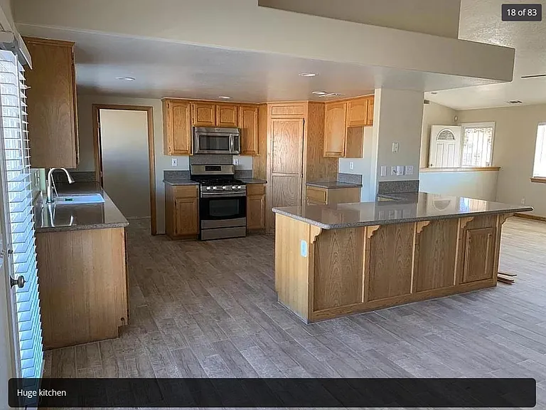 9822 Hawthorne Ave — Photo 20