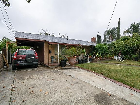 2nd image of 2054 Knox St