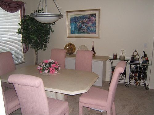 4th image of 1084 Lakeshore Dr