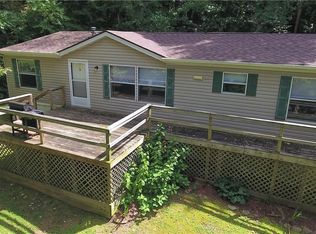 508 Sherwood Forest Dr, Belleville, WV 26133