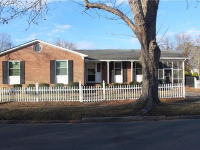 124 W Albemarle St, Edenton, NC, 27932