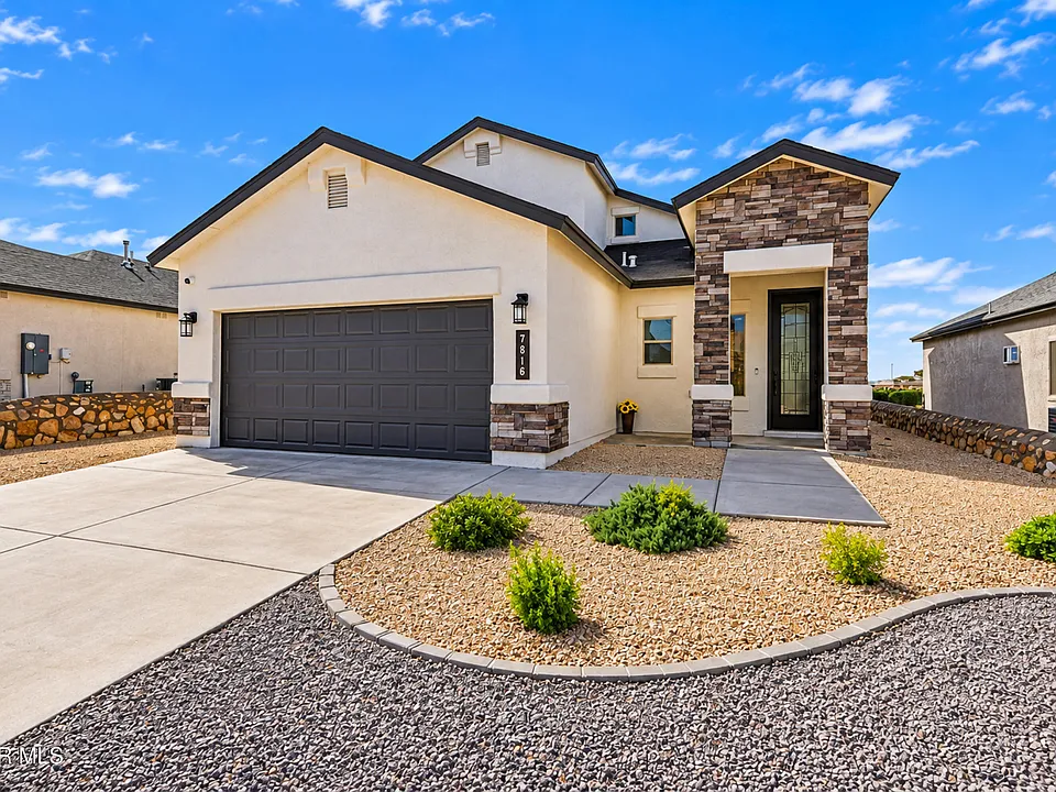 7816 Enchanted Park Dr
