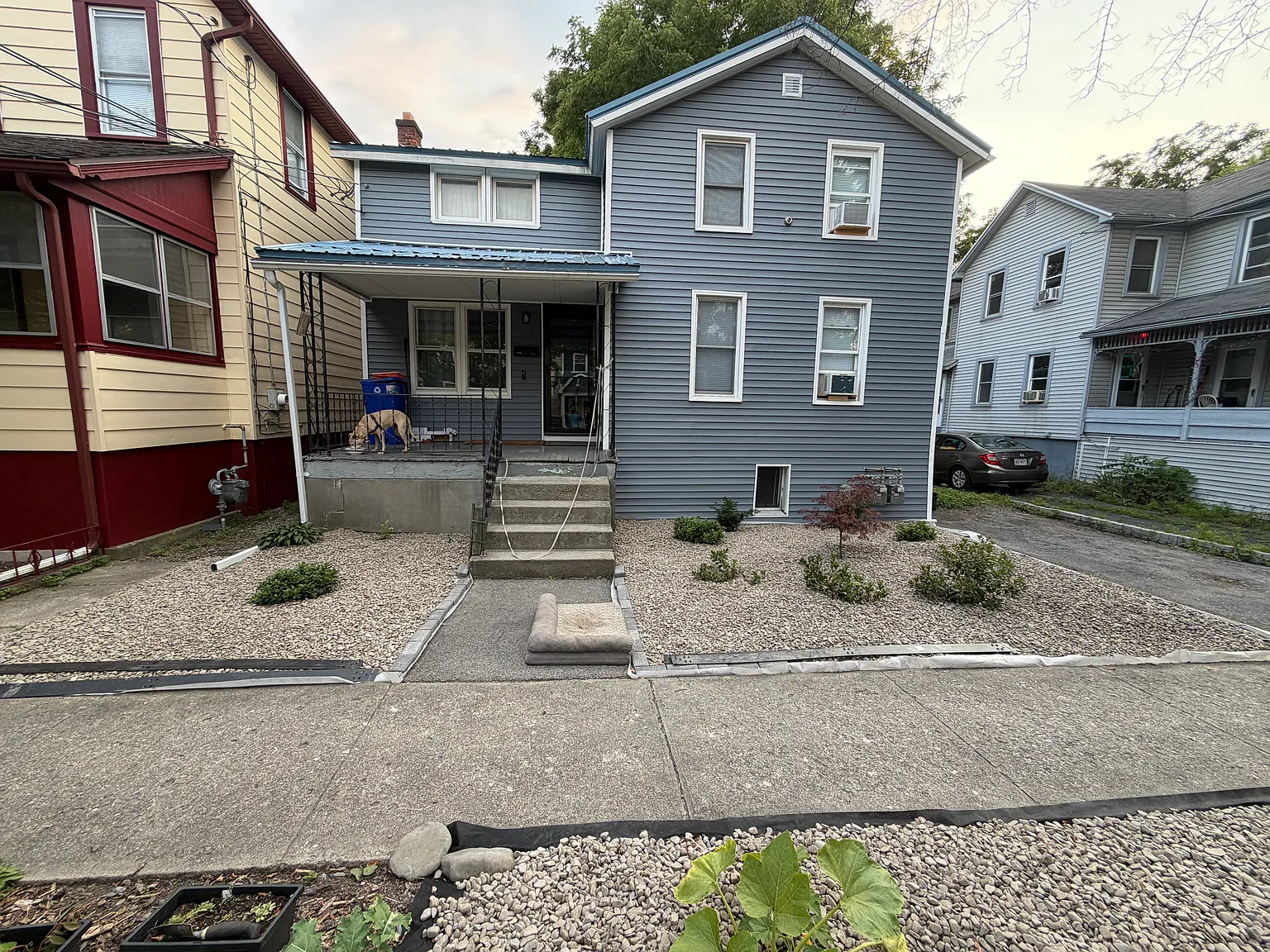 2 bed, 900 sqft, $1,500 — Photo 1
