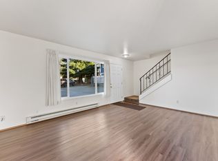 501 Fern Ave, Brookings, OR 97415