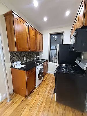 1st image of 1131 President St #4F